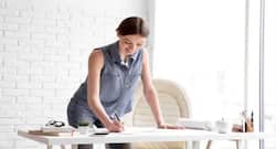 Pandemic's Impact on Women's Life: कोरोना काल में महिलाओं में बढ़ी ये हेल्थ प्रॉब्लम्स ।