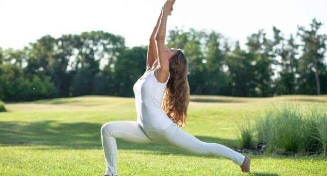 Anjaneyasana