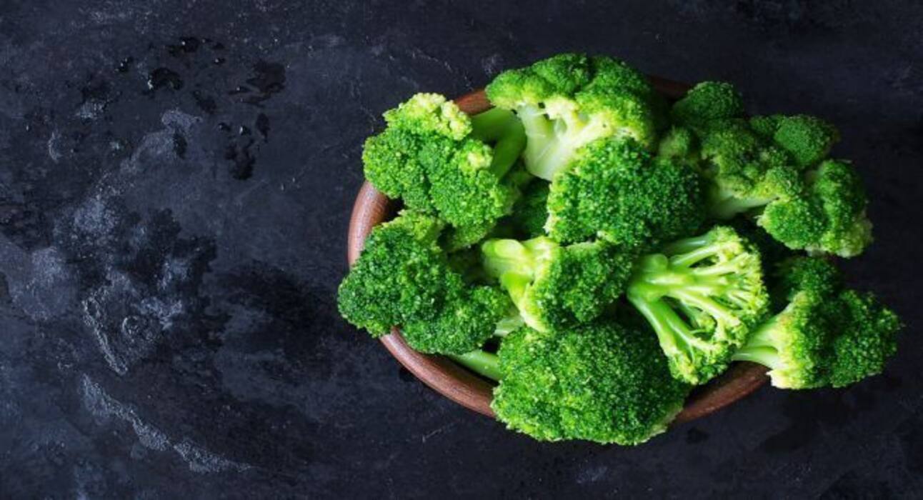 4 foods for younger looking skin