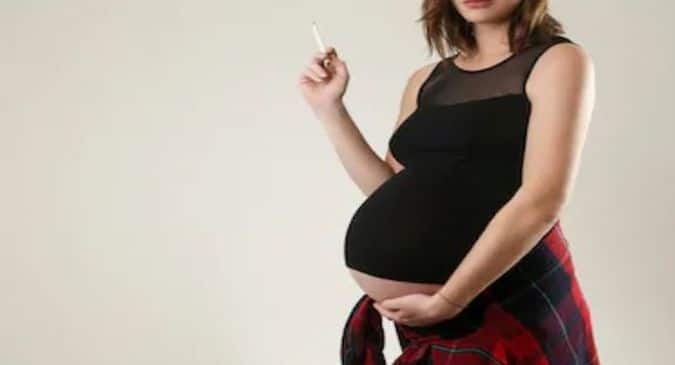 Pregnancy and smoking: understanding the risks and bursting myths ...