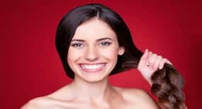 बालों को झड़ने से बचाने के लिए खाएं ये 6 सुपरफूड्स