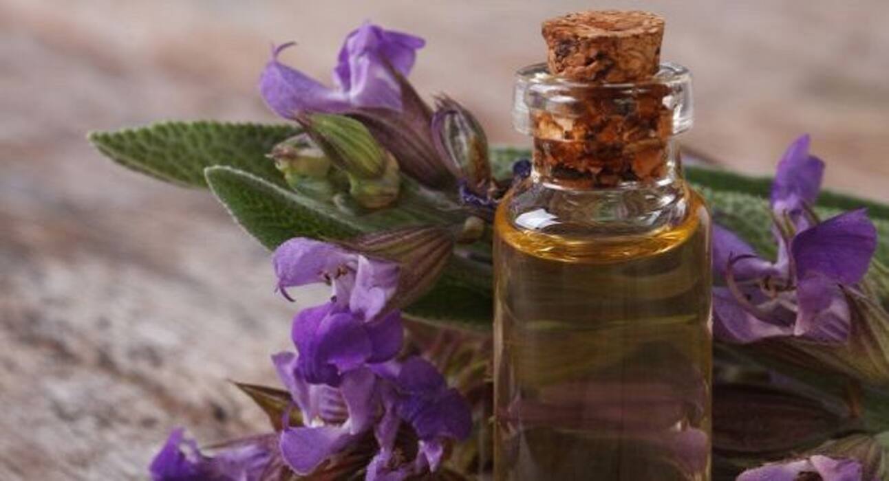 Acne: Treat this condition with these essential oils