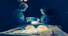 Breast Removal Vs Breast Reconstruction Surgery: Know All About It Breast Removal Vs Breast Reconstruction Surgery: Know All About It