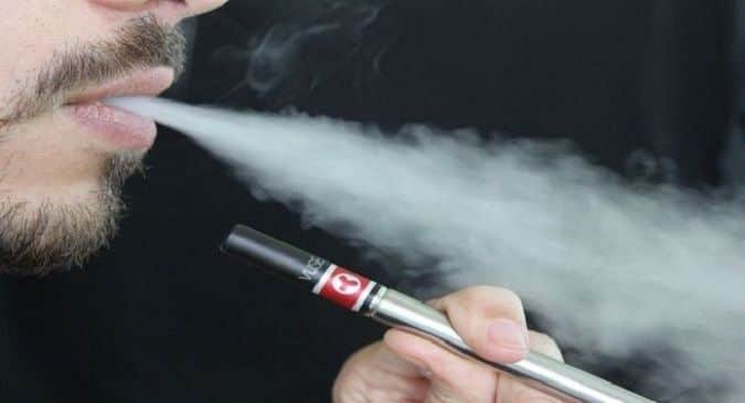 E-cigarettes pose less health risk than combustible cigarettes, reveals Indian study