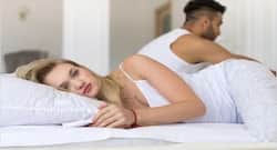 पीरियड्स में असुरक्षित संबंध बनाना हो सकता है गंभीर, इन दिनों ये काम भी करने से बचें