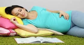 प्रेगनेंसी में नींद ना आने की समस्या से हैं परेशान, ट्राई करेंगी ये टिप्स तो आएगी चैन की नींद