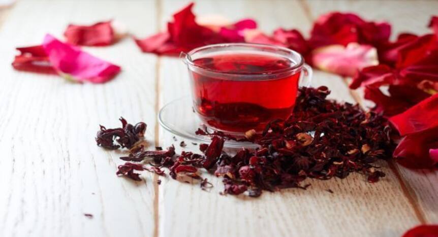 Know about these health benefits of hibiscus tea | TheHealthSite.com