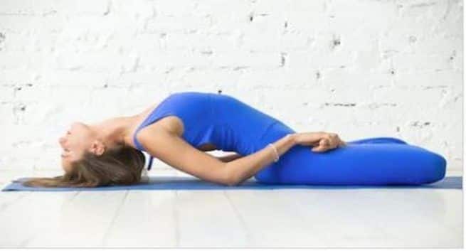 matsyasana for sweet voice