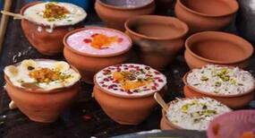 गर्मियों में कम करना है वजन, तो छाछ में मिलाएं ये खास चीजें