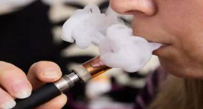e-cigarette hazardsए e-cigarette ban , vaping, india, banned.