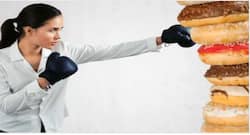 जंक फूड क्यों है महिलाओं के लिए नुकसानदायक, जानें