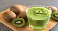 वजन घटाना है तो पिएं हेल्दी और टेस्टी कीवी स्मूदी