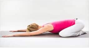 International Yoga Day 2019ः मोदी ने बताए शशांकासन के सेहत लाभ, आप भी करें नियमित अभ्यास International Yoga Day 2019ः मोदी ने बताए शशांकासन के सेहत लाभ, आप भी करें नियमित अभ्यास