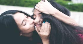 Global Day of Parents 2019ः ओवर प्रोटेक्टिव पेरेंटिंग से बच्चे को कैसे बचाएं