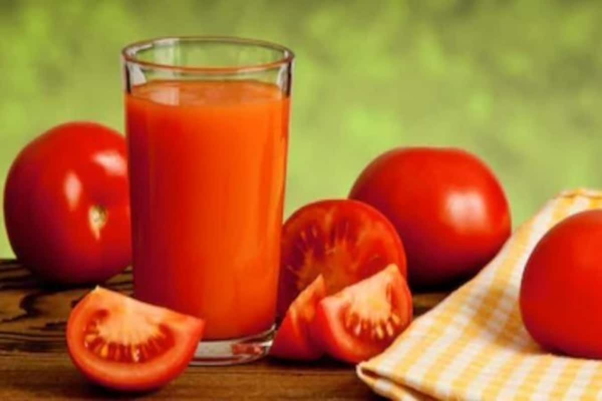 Tomato Juice Tomatoes Overconsuming Tomatoes Thehealthsite Com Thehealthsite Com