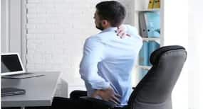 Body Posture:  गर्दन और कमर दर्द दे सकता है गलत बॉडी पॉश्‍चर, जानें क्‍या है सही