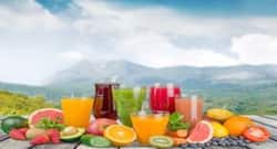 Juice v/s Fruits : मॉनसून में क्‍या है बेहतर जूस पीना या फल खाना