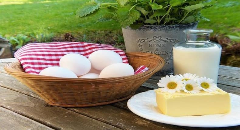 Post-Pregnancy Diet : डिलीवरी के बाद खानपान में ना बरतें लापरवाही, ऐसी लें डाइट