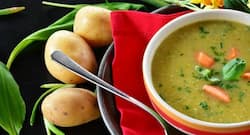 वजन घटाने और कब्ज की परेशानी दूर करने के लिए मूंग-पालक का सूप