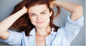 Ageing Hair : 40-50 की उम्र में यूं रखें बालों का ख्याल, हेल्दी रहेंगे बाल