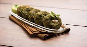 Healthy Recipe : मानसून का मजा दोगुना करने के लिए बनाएं पालक कबाब, जानें इसे बनाने का तरीका