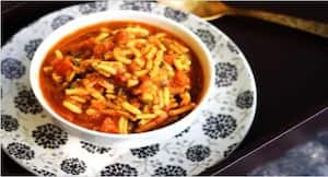 Healthy Recipe : सेव से बनाएं रतलामी सेव की सब्जी, जानें रेसिपी