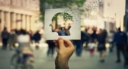 सोशल मीडिया कुतर रहा है आपका दिमाग, इस तरह करें बचाव