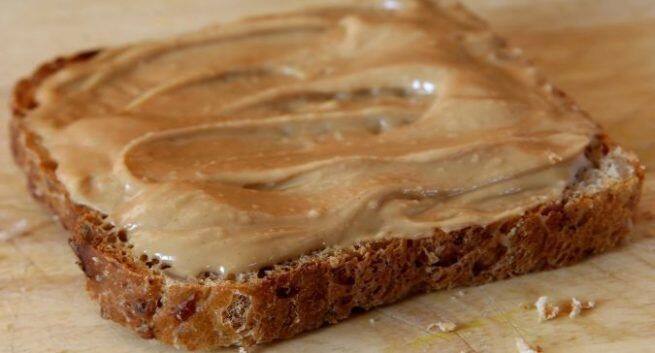 what is peanut butter How to eat peanut butter what are its advantages in Hindi