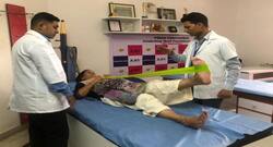 फिट इंडिया आंदोलन को बढ़ावा देने के लिए गुड़गांव में मुफ्त फिजियोथेरेपी शिविर आयोजित