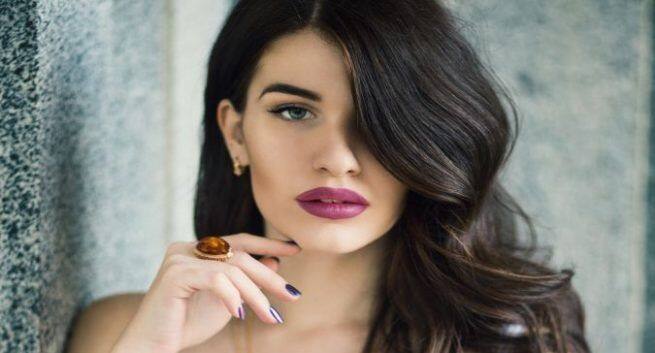 Make milk powder a skin light cream for Skin care