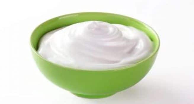 Curd benefits, health benefits of curd, How to use curd for glowing skin, Beauty benefits of curd, curd for healthy hair, curd face mask.