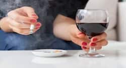 बोन हेल्‍थ को नुकसान पहुंचाती हैं ये आदतें, आज ही छोड़ दें 