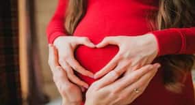 प्रेगनेंट और न्‍यू मॉम्‍स को करवा चौथ व्रत में रखना चाहिए इन बातों का ध्‍यान
