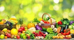 Breast Cancer Diet : ब्रेस्ट कैंसर से बचना है, तो फलों-सब्जियों के साथ जरूर खाएं ये फूड्स