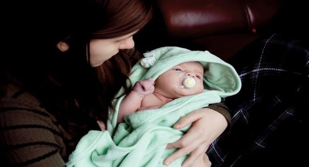 Know how to calm a crying baby