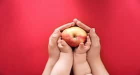 Child Nutrition Program: बिल गेट्स और स्मृति इरानी ने किया भारतीय पोषण कार्यक्रम का उद्घाटन, महिला और बच्चों के पोषण के लिए पहल