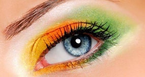 Flaunt the tricolour in your make-up on Republic Day