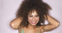 Calm frizzy hair with this quick-fix