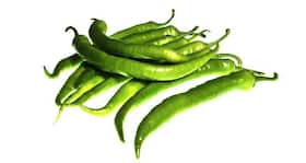 Green Chilies Benefits: वेट लॉस करना है तो खाएं तीखा खाना, हरी मिर्च खाने के और भी हैं कई फायदे