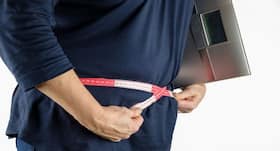 Are you hell-bent on fast weight loss? Your bedtime may take a hit