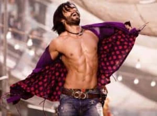 How Ranveer Singh got ripped for Ramleela! Learn from his fitness trainer Lloyd Stevens (Exclusive) How Ranveer Singh got ripped for Ramleela! Learn from his fitness trainer Lloyd Stevens (Exclusive)