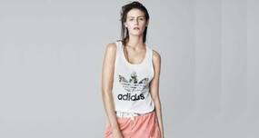 Trendy workout clothes for women this season