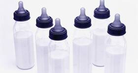 Baby care tip #11 – Sterilise your baby’s feeding bottles the right way