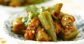 Healthy, oil-free bhindi masala
