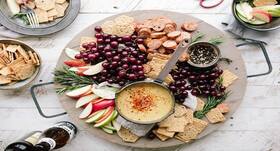 Choose the right diabetic snacks to tame your hunger pangs