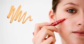 How to get rid of dark under-eye circles with a concealer How to get rid of dark under-eye circles with a concealer