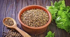 Eat coriander or dhania to relieve swelling and pain due to infections