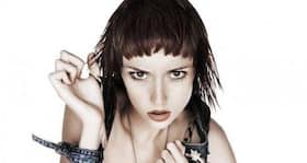 Give your fringes a trendy makeover with the Dentele hairstyle