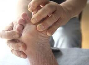 Diabetic neuropathy: Causes, symptoms, prevention and treatment Diabetic neuropathy: Causes, symptoms, prevention and treatment