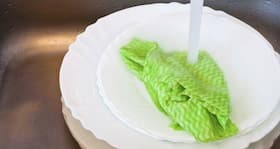 Natural ways to clean your kitchen cloth